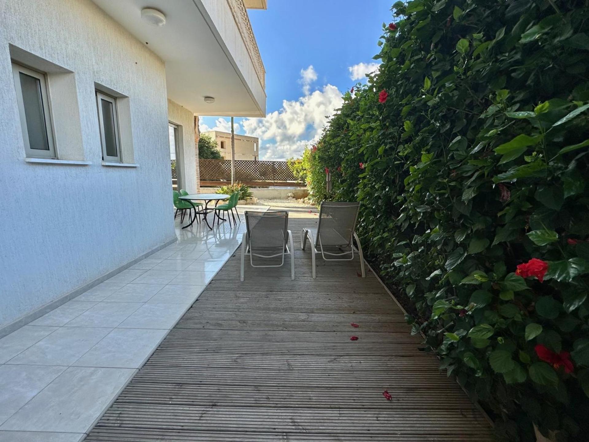 King'S Holiday Apartments Paphos Luaran gambar